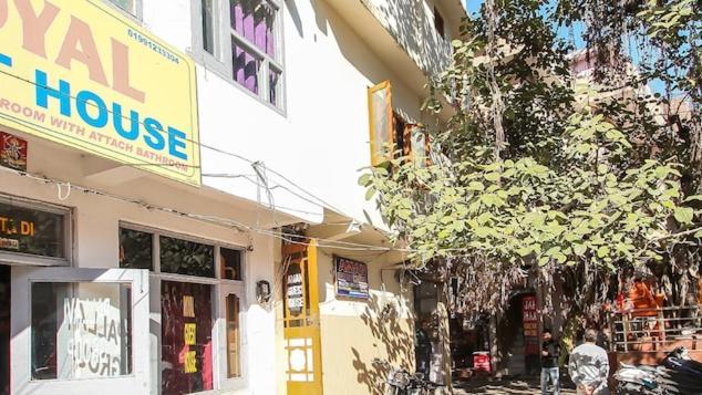 Aman Guest House Katra  Buitenkant foto